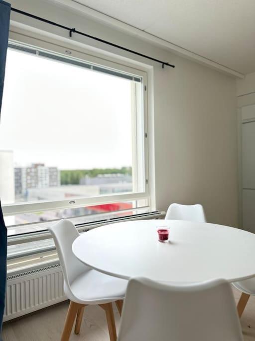 Huoneisto Juna Aseman Vieressae Apartment Vantaa Luaran gambar